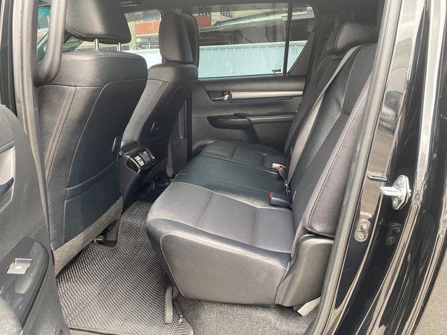 HILUX  第9張相片