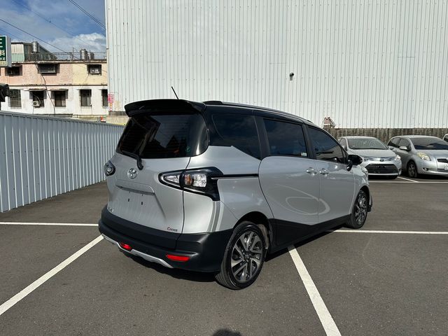 SIENTA 1.8  第5張相片