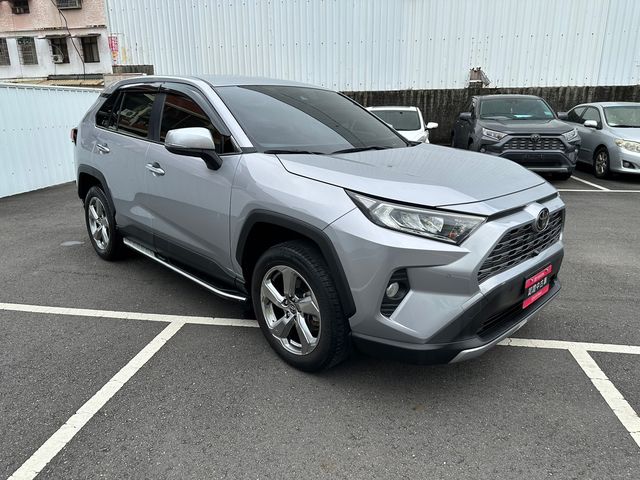 RAV4 2.0  第3張相片