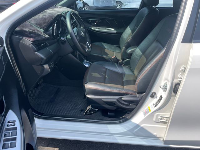 YARIS 1.5  第8張相片