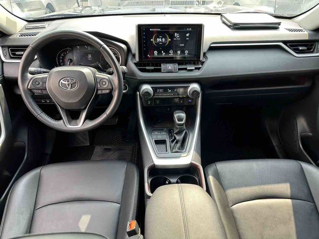 RAV4 2.0  第7張相片