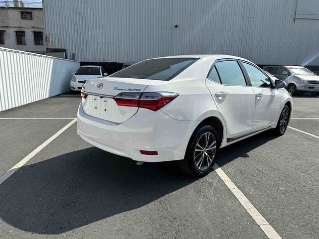 ALTIS 1.8  第5張相片