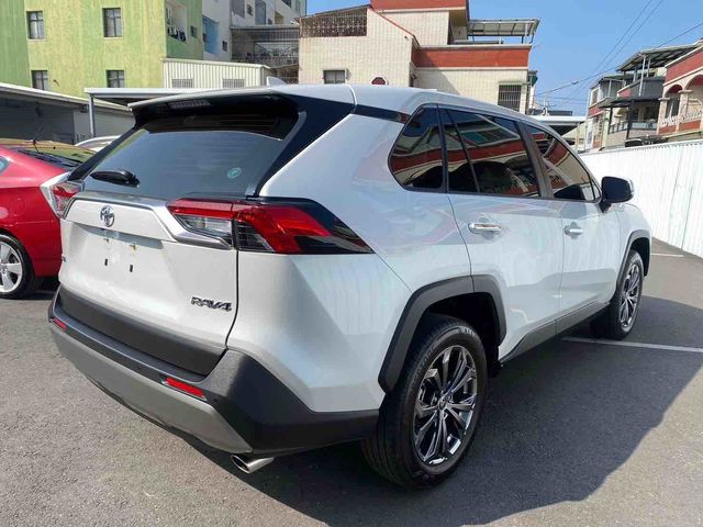 RAV4 2.0  第5張相片