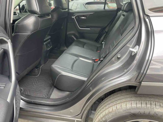 RAV4 2.0  第9張相片