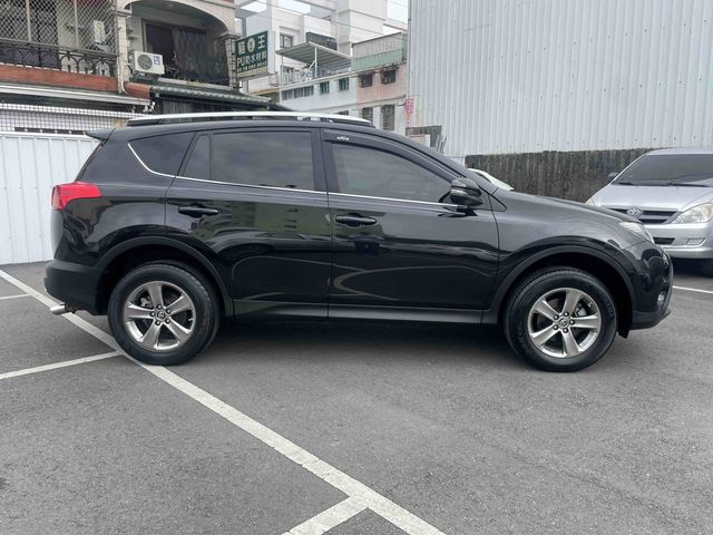 RAV4 2.5  第4張相片