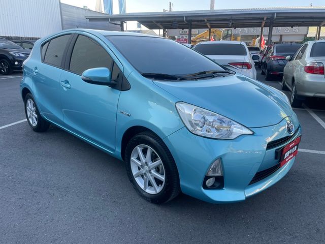 PRIUS C 1.5  第3張相片
