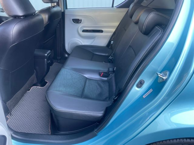 PRIUS C 1.5  第9張相片