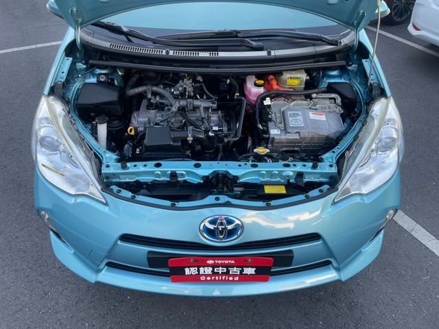 PRIUS C 1.5  第10張相片