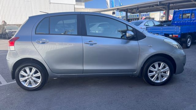 YARIS 1.5  第4張相片