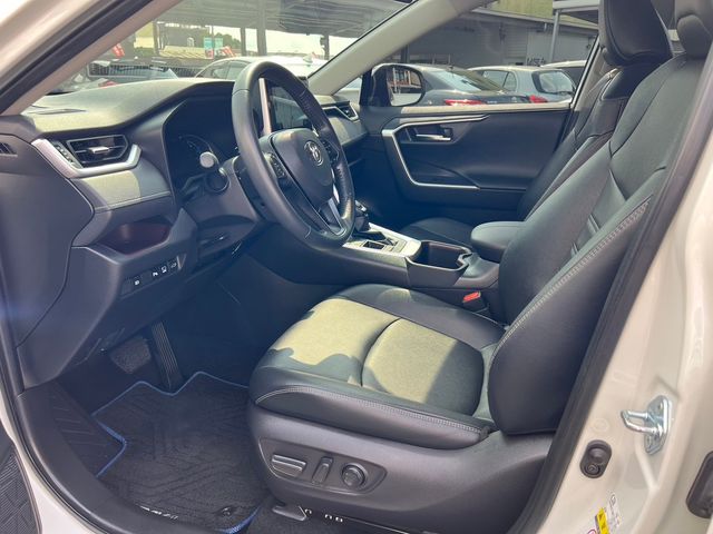 RAV4 2.5 HV  第8張相片