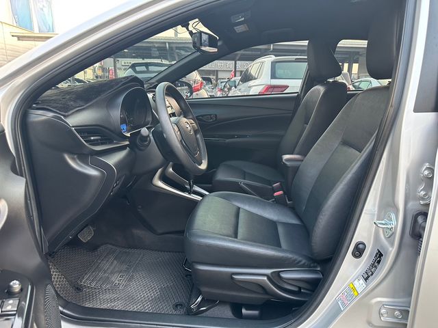 YARIS 1.5  第8張相片