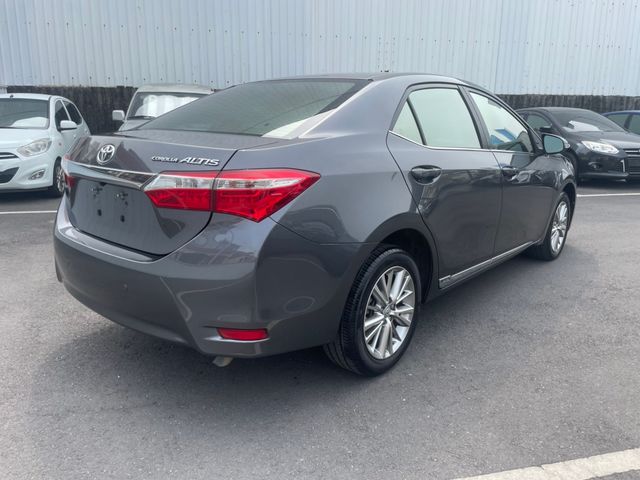 ALTIS 1.8  第4張相片