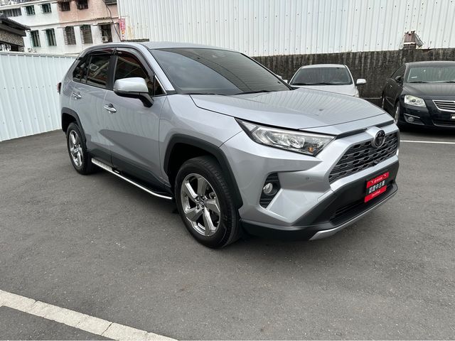 RAV4 2.0  第3張相片