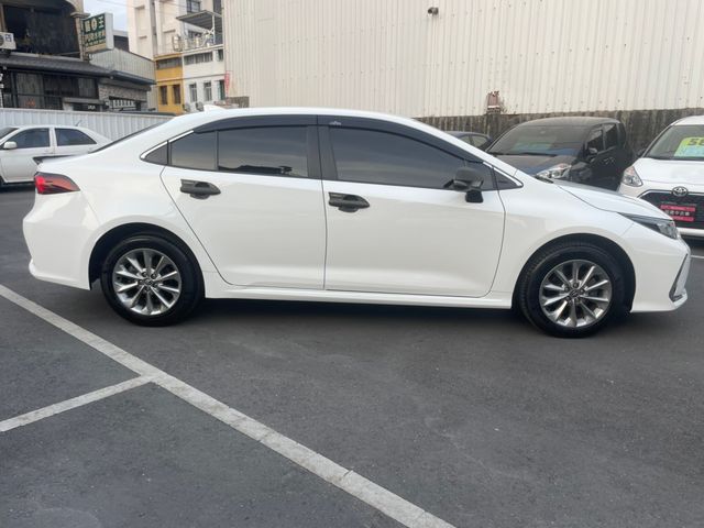 ALTIS 1.8  第4張相片