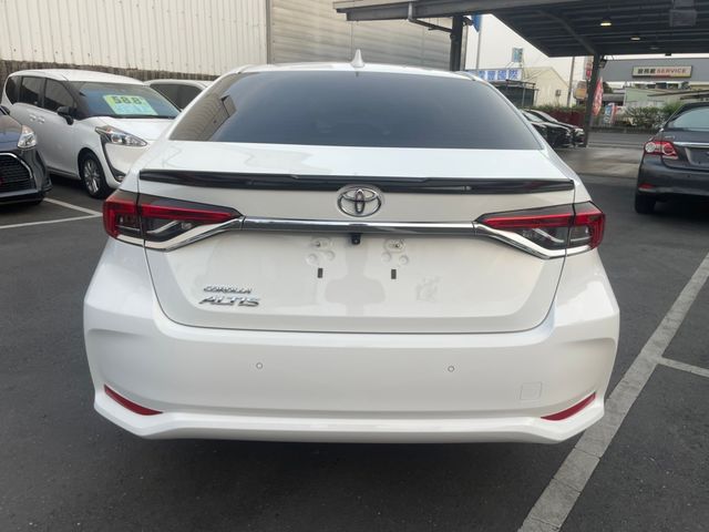 ALTIS 1.8  第6張相片
