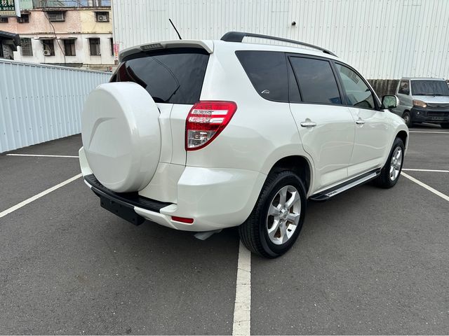 RAV4 2.4 2WD  第5張相片