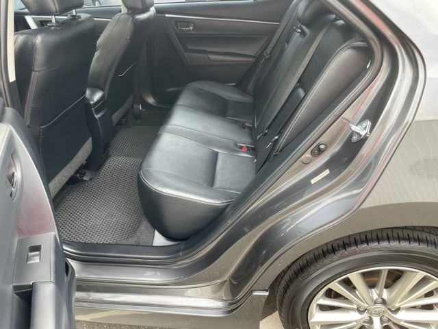 ALTIS 1.8  第9張相片