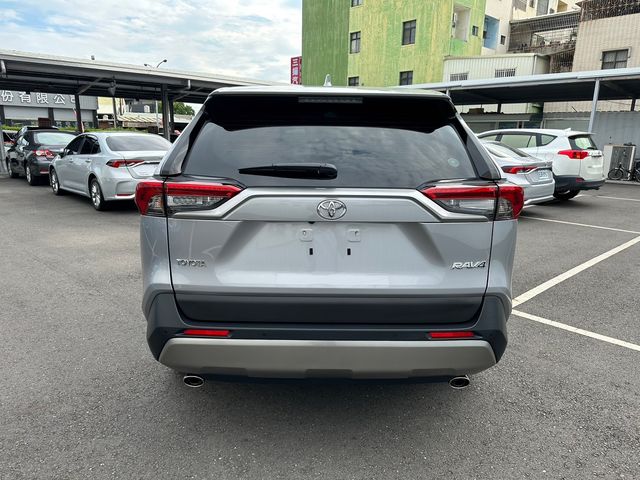 RAV4 2.0  第6張相片
