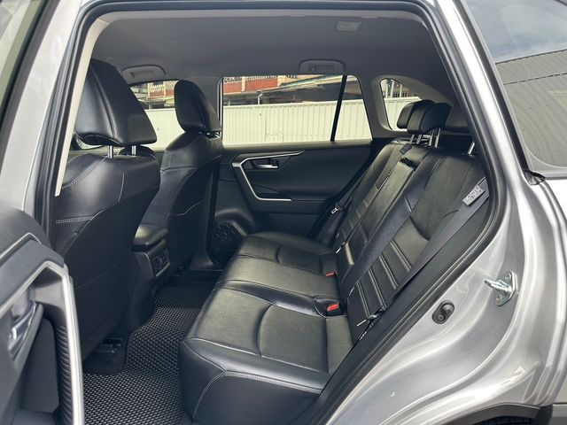 RAV4 2.0  第9張相片