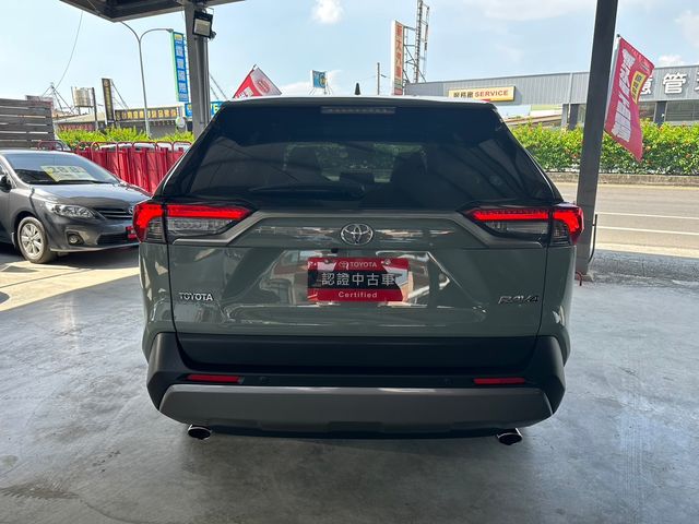 RAV4 2.0  第6張相片