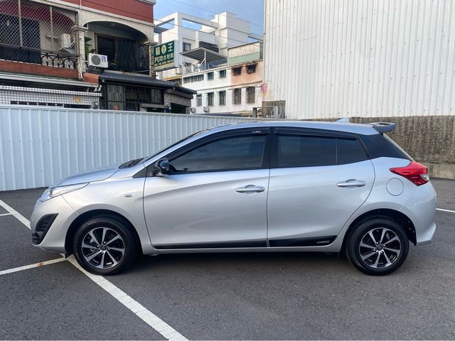YARIS 1.5  第4張相片