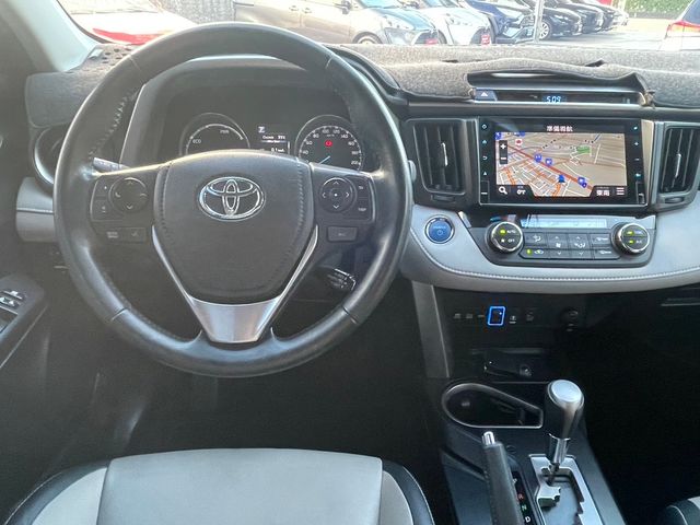 RAV4 2.5 HV  第7張相片