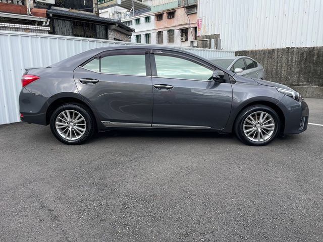 ALTIS 1.8  第4張相片