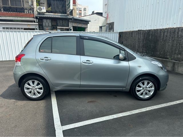 YARIS 1.5  第4張相片