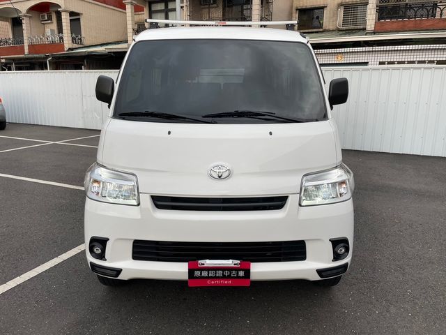 TOWN ACE VAN 5人  第2張相片