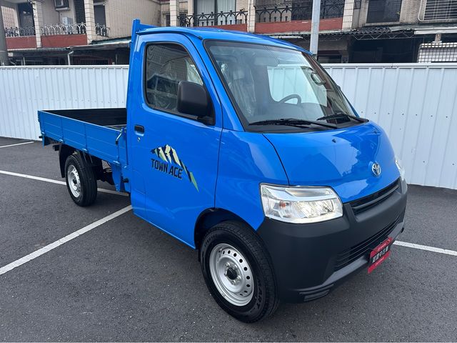 TOWN ACE 1.5  第3張相片