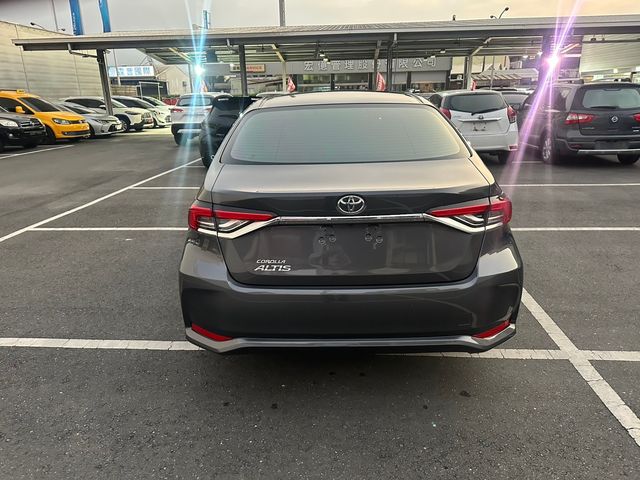 ALTIS 1.8  第6張相片