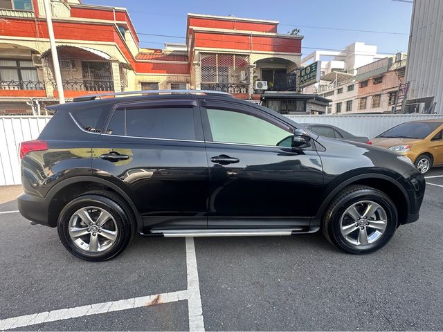 RAV4 2.5  第4張相片
