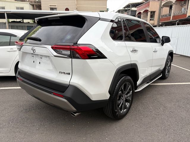RAV4 2.0  第4張相片