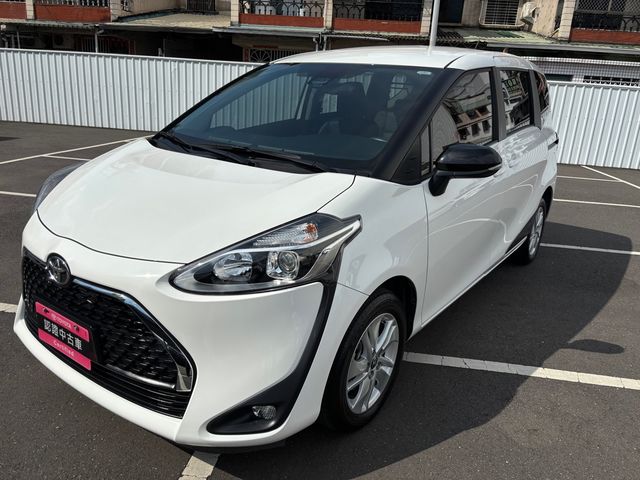 SIENTA 1.8  第1張相片