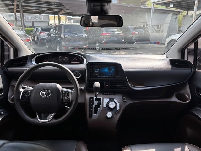 SIENTA 1.8  第7張相片