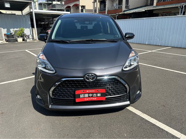 SIENTA 1.8  第2張相片