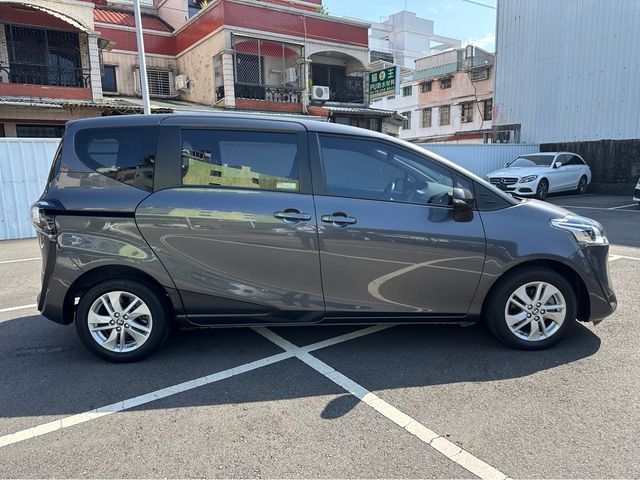 SIENTA 1.8  第4張相片