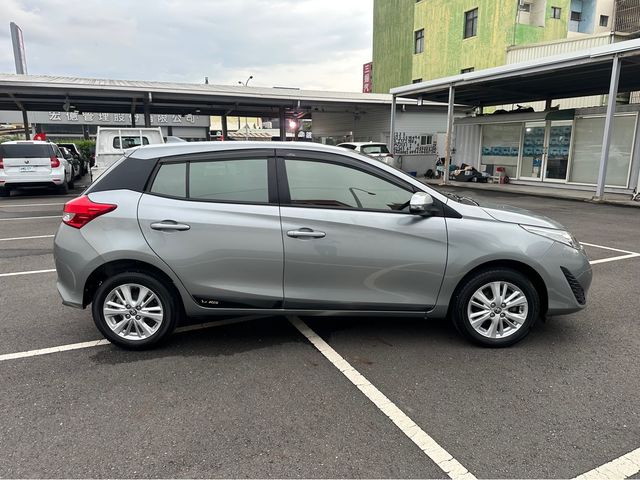 YARIS 1.5  第4張相片