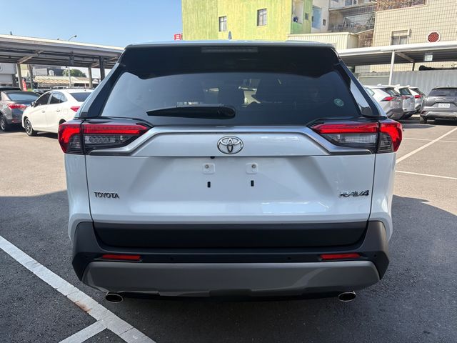 RAV4 2.0  第6張相片