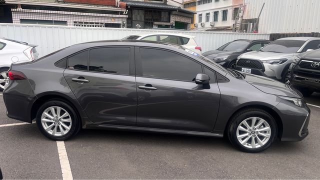 ALTIS 1.8  第4張相片