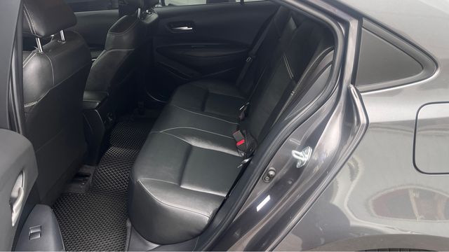 ALTIS 1.8  第8張相片