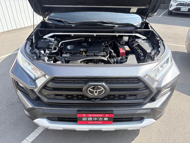 RAV4 2.0  第10張相片