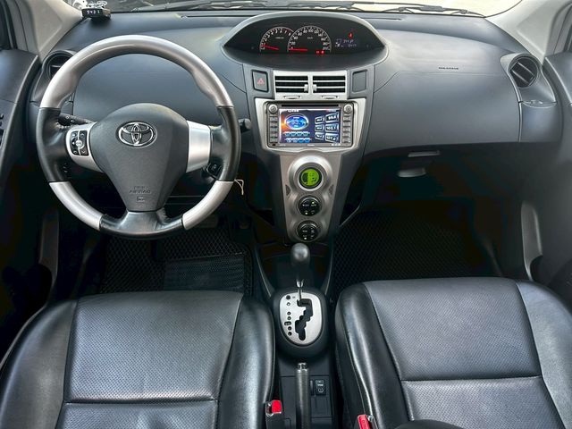 YARIS 1.5  第7張相片
