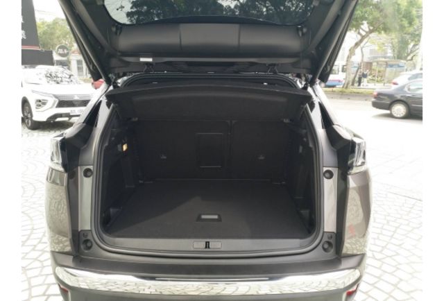 Peugeot 3008  第7張相片