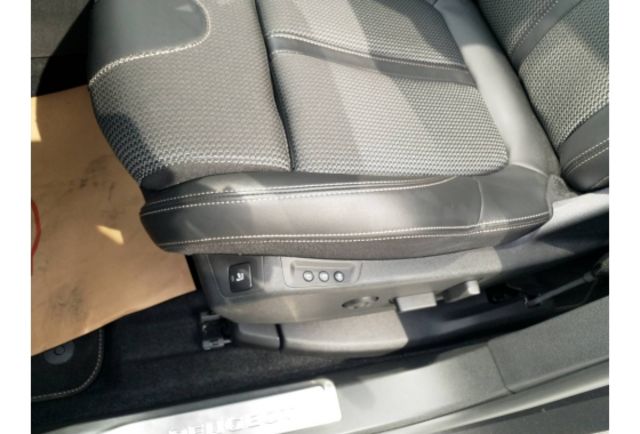 Peugeot 3008  第16張相片