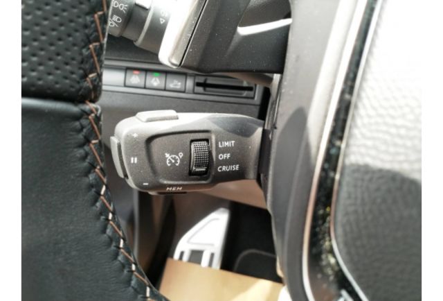 Peugeot 3008  第24張相片