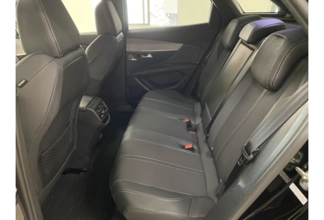 Peugeot 3008  第16張相片
