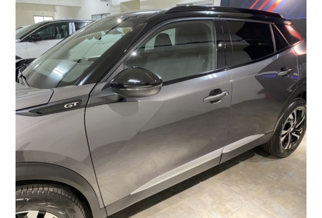 Peugeot 2008  第5張相片