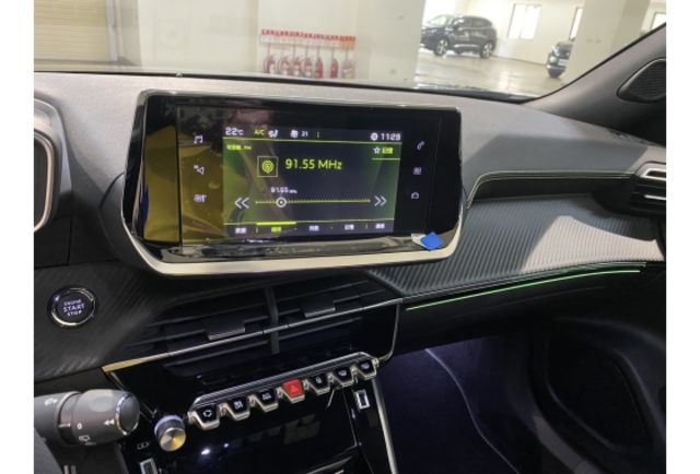 Peugeot 2008  第25張相片