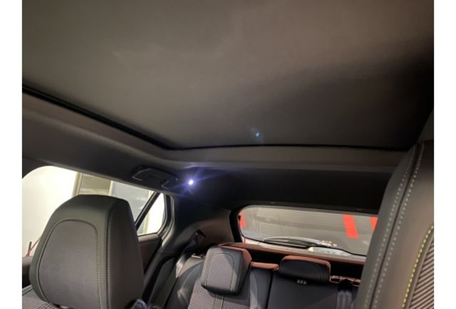 Peugeot 2008  第28張相片